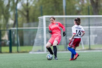 Bild 320 - wBJ Hamburger SV 2 - Victoria 1 : Ergebnis: 0:1